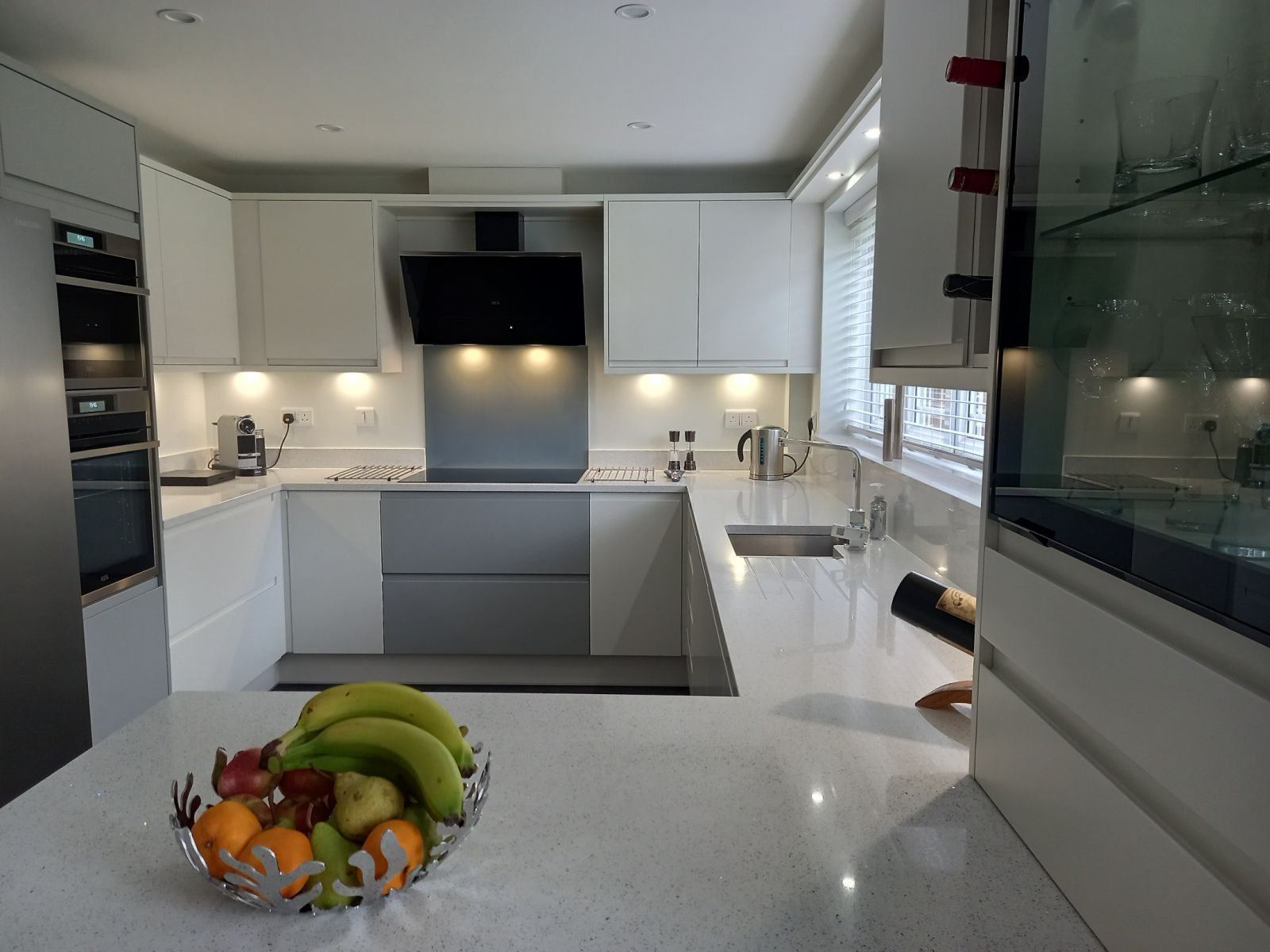 Rigid cabinets in a finished customer kitchen
